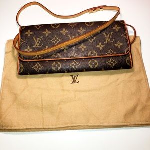 Louis Vuitton Pochette Twin GM Shoulder Bag